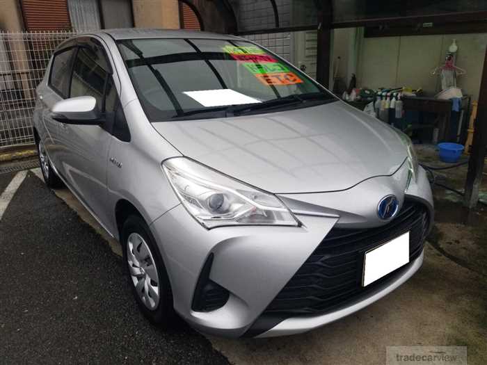 2017 Toyota Vitz