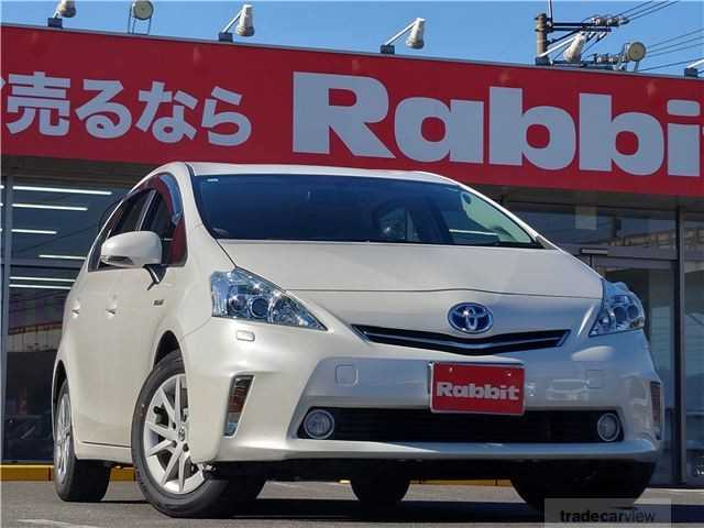 2012 Toyota PRIUS α