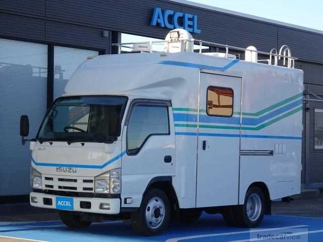 2010 Isuzu Elf Truck