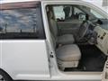 2005 Nissan Otti