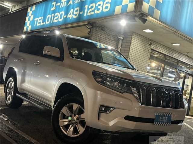 2018 Toyota Land Cruiser Prado