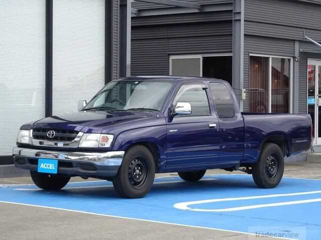 2002 Toyota Hilux Sports Pickup