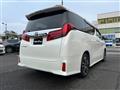 2022 Toyota Alphard G