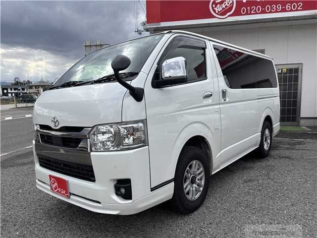 2022 Toyota Hiace Van