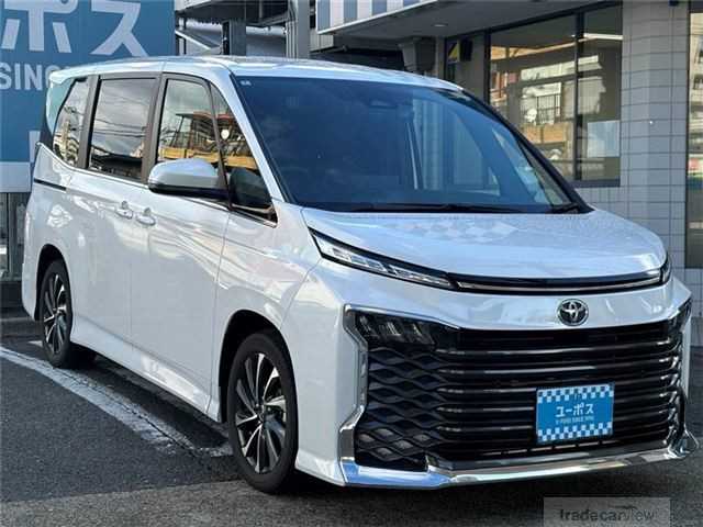 2024 Toyota Voxy