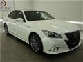 2013 Toyota Crown Hybrid