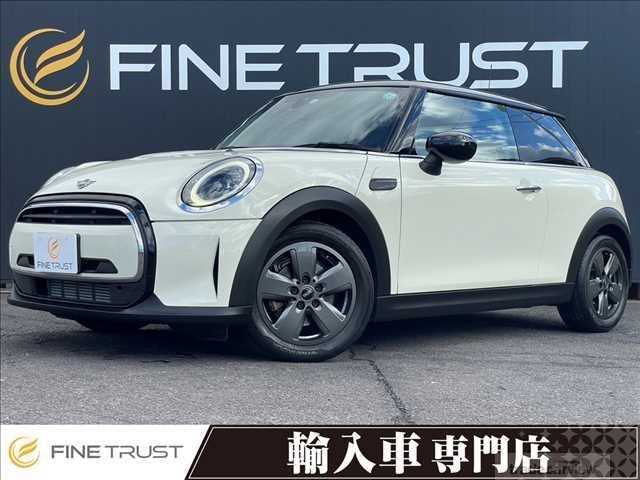 2022 BMW MINI