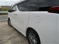 2023 Toyota Alphard Hybrid