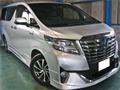 2017 Toyota Alphard Hybrid