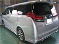 2017 Toyota Alphard Hybrid