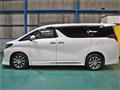 2016 Toyota Alphard G