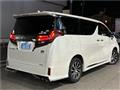 2015 Toyota Alphard Hybrid