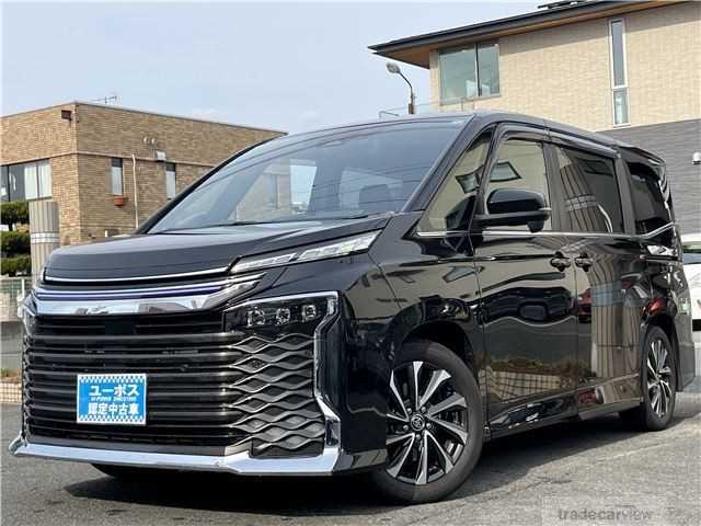 2024 Toyota Voxy