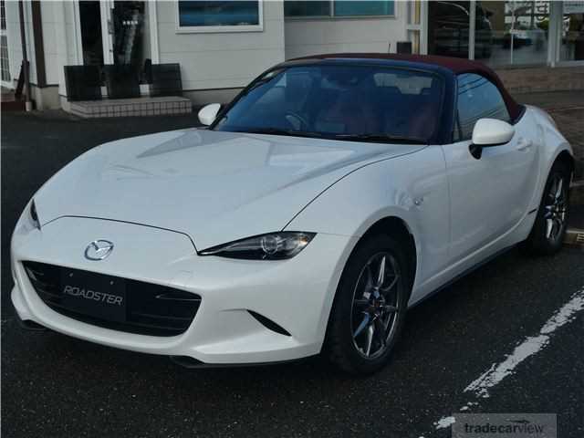 2021 Mazda Roadster