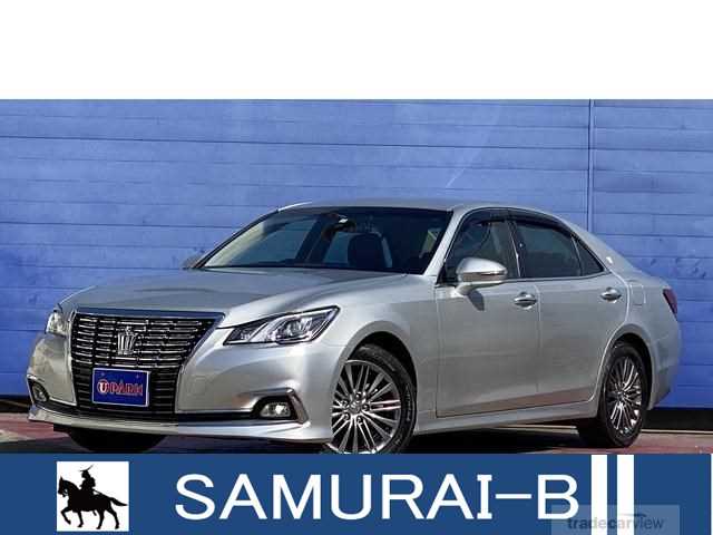 2015 Toyota Crown