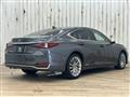 2022 Lexus ES