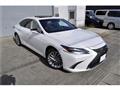 2022 Lexus ES