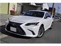 2022 Lexus ES