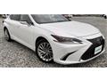 2019 Lexus ES