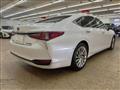 2019 Lexus ES