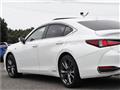 2019 Lexus ES