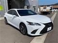 2019 Lexus ES