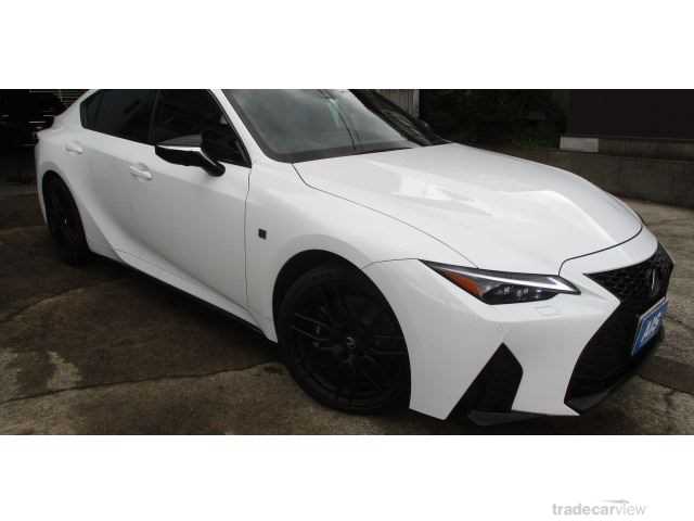 2023 Lexus IS