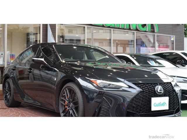 2022 Lexus IS