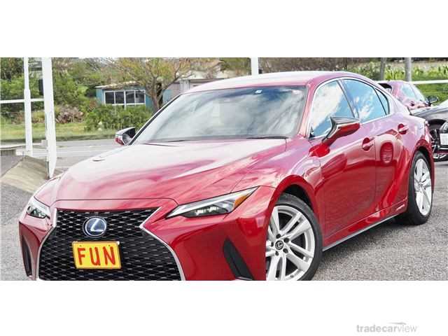 2021 Lexus IS