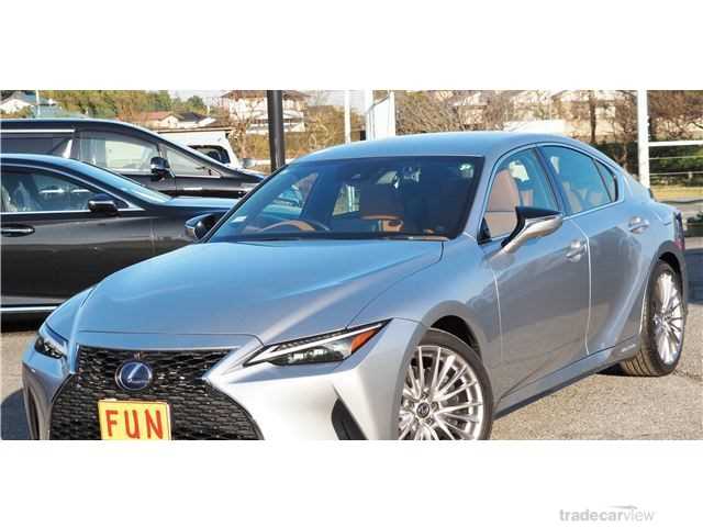 2021 Lexus IS