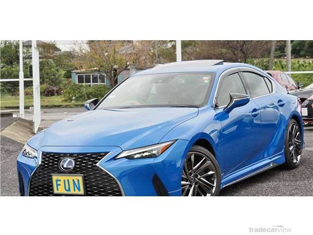 2021 Lexus IS