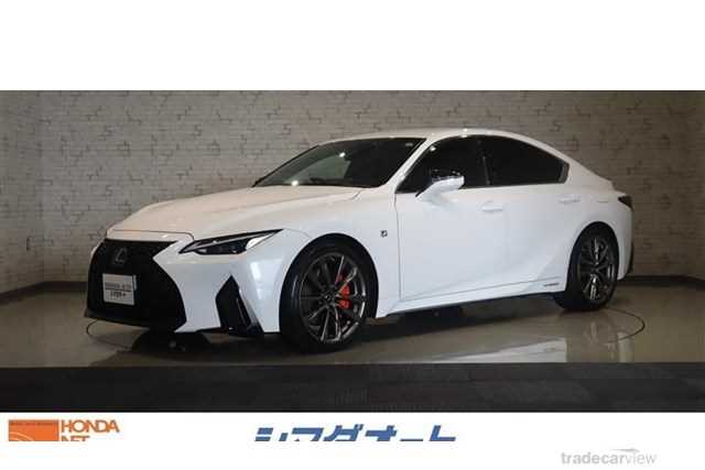 2021 Lexus IS