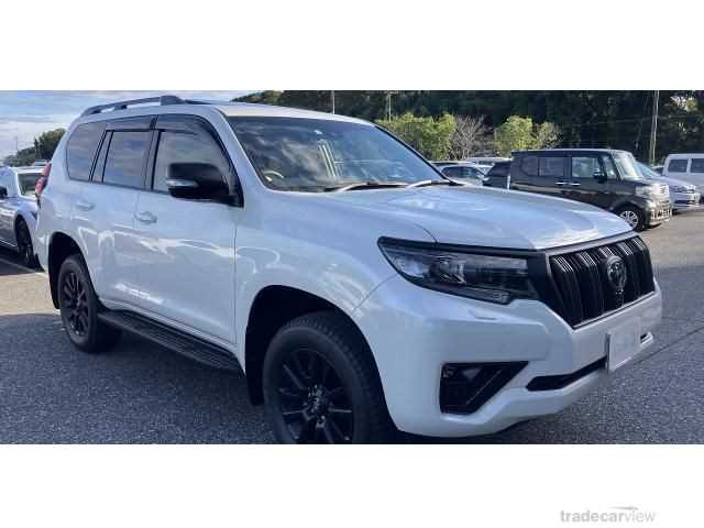 2022 Toyota Land Cruiser Prado