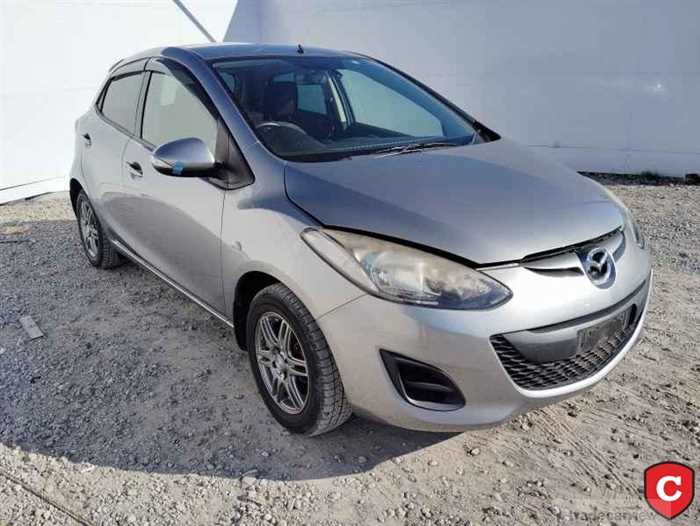 2013 Mazda Demio