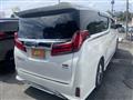 2022 Toyota Alphard Hybrid