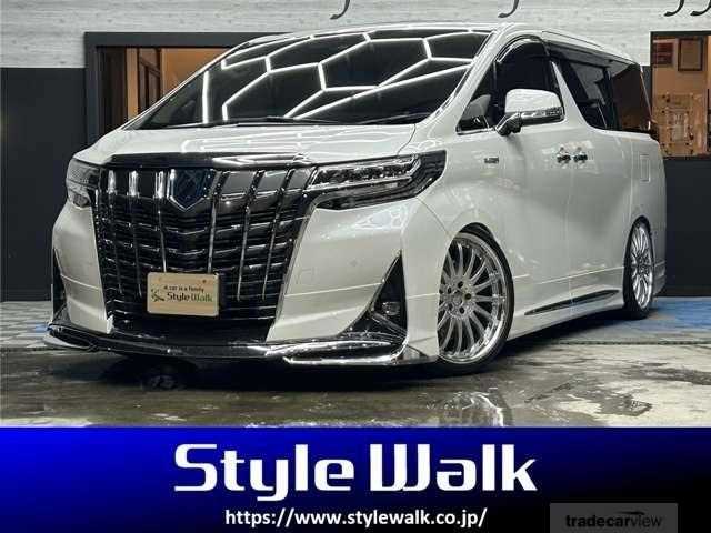 2018 Toyota Alphard Hybrid