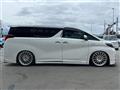 2018 Toyota Alphard Hybrid