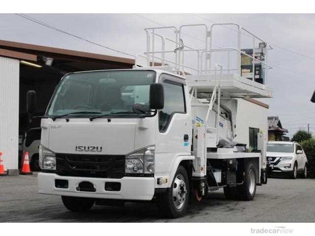 2017 Isuzu Elf Truck