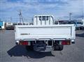 2004 Isuzu Elf Truck