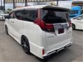 2016 Toyota Alphard Hybrid