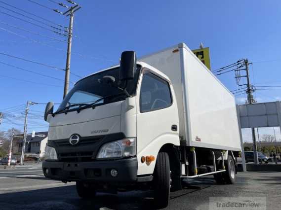 2014 Hino Dutro