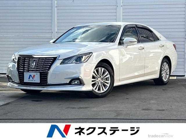 2015 Toyota Crown