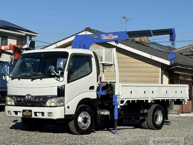 2004 Hino Dutro