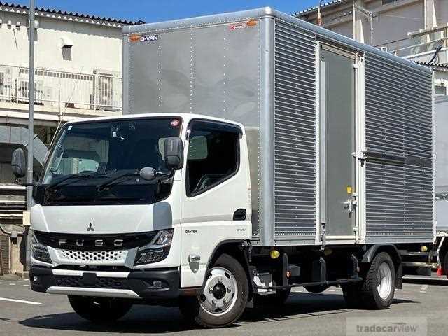 2022 Mitsubishi Fuso Canter