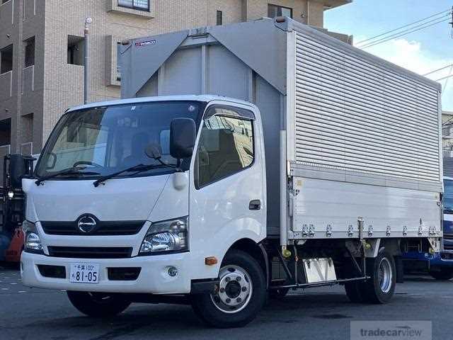 2017 Hino Dutro