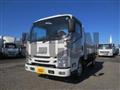 2019 Isuzu Elf Truck