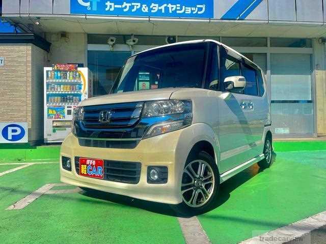 2016 Honda N BOX