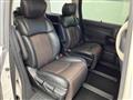 2013 Nissan Elgrand