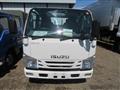 2018 Isuzu Elf Truck