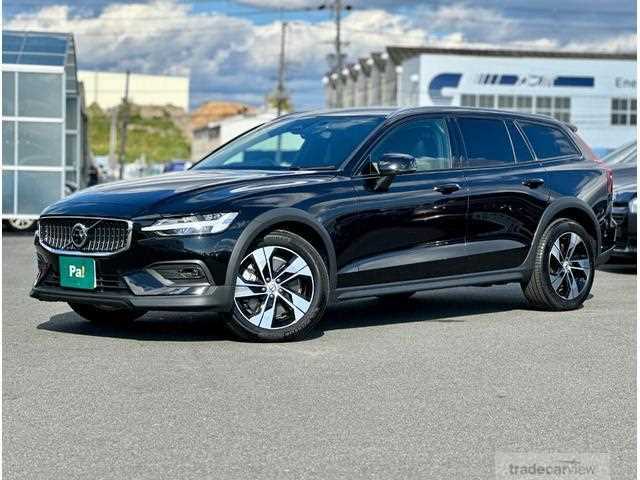 2022 Volvo V60